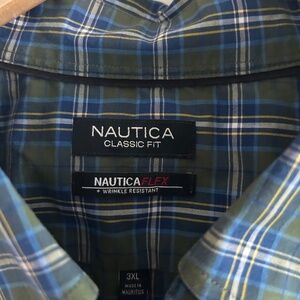 Nautica flex button down